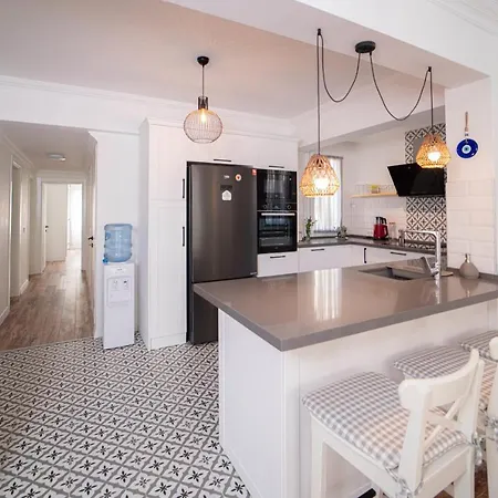Lovely Apartment Near Shore In The Heart Of Fethiye Apartment Fethiye