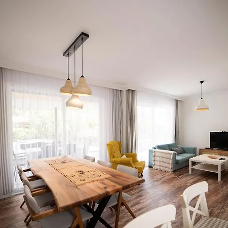 Lovely Apartment Near Shore In The Heart Of Fethiye *